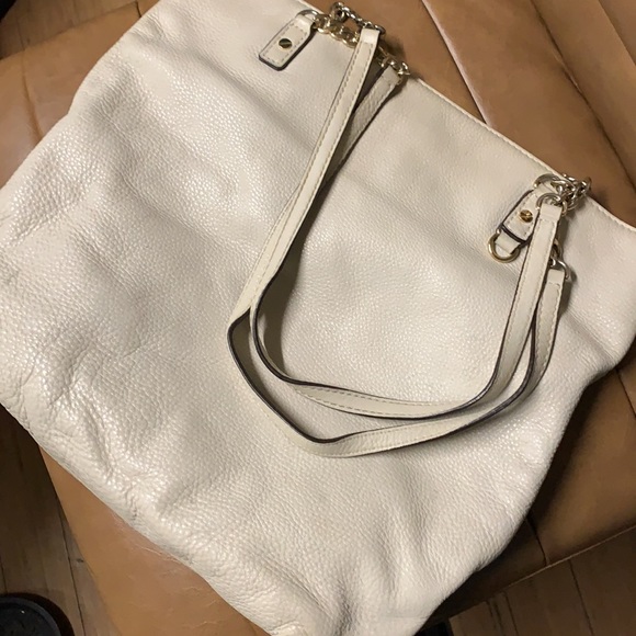 Cream Leather Michael Kors pebble hobo bag - Picture 5 of 12